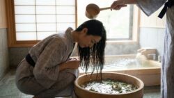 Japanese Hair-Washing Method for Healthy, Shiny Hair Without Expensive Treatments